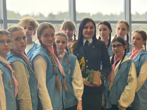 Женский взгляд в День милиции