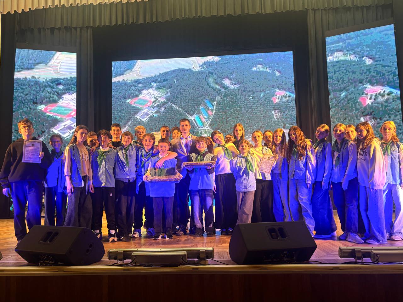 Торжественное закрытие смены: подведение итогов и праздничные награды