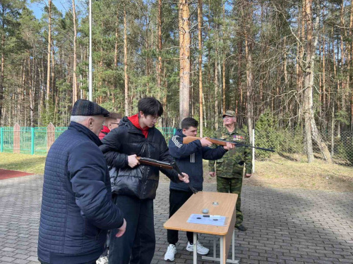 Соревнования по сборке-разборке автомата и стрельбе из пневматической винтовки