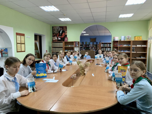 Познавательный час  «Закон обо мне.  Мне о законе»