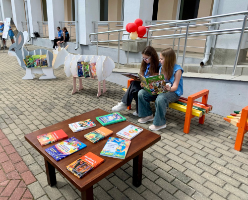 Литературная площадка «Уголок читателя»