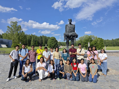 Мемориальный комплекс «Хатынь»