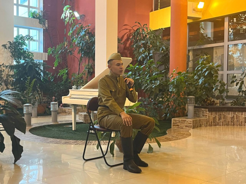 Конкурс чтецов «Сердцем к подвигу ты прикоснись» Конкурс чтецов «Сердцем к подвигу ты прикоснись»