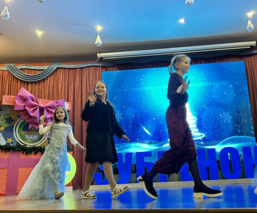 Шоу-программа «Принцесса Снежинка» Шоу-программа «Принцесса Снежинка»