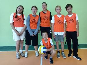 Финальные игры по волейболу и пионерболу